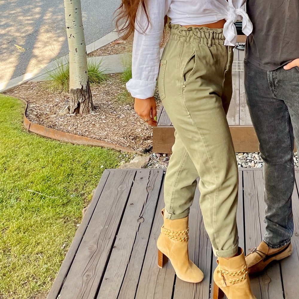 Zara High-Waisted Paperbag Baggy Jeans